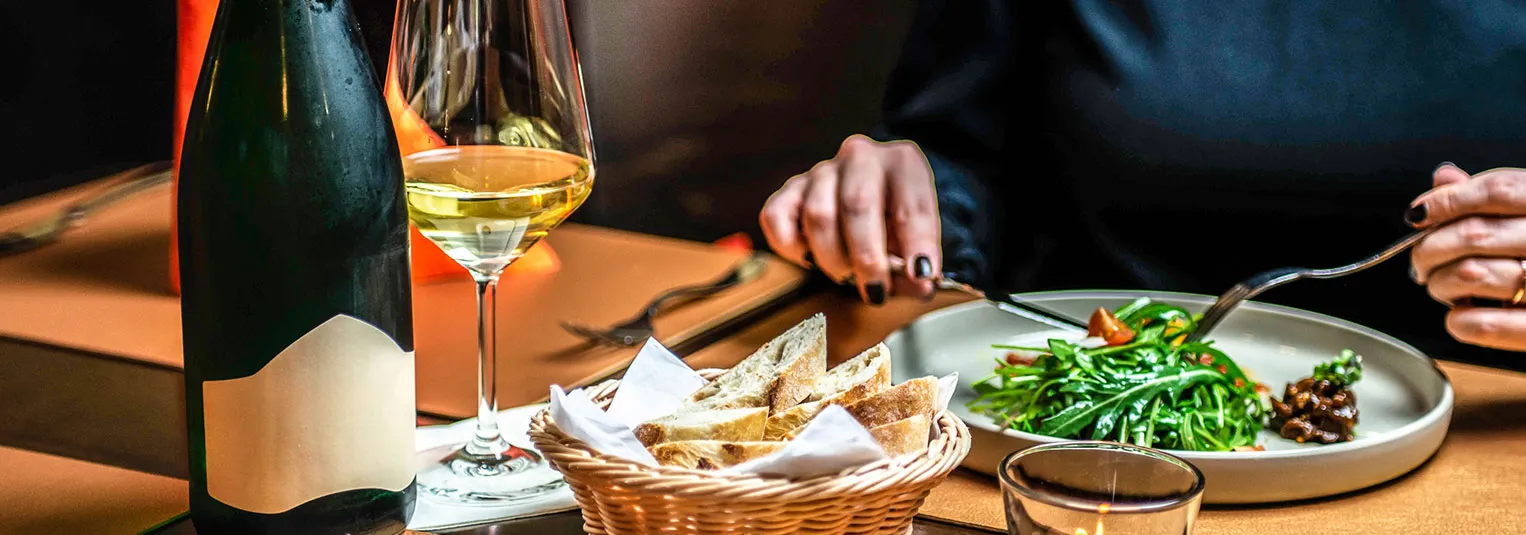 banner-ultimate-guide-to-christmas-and-new-year-travel-1